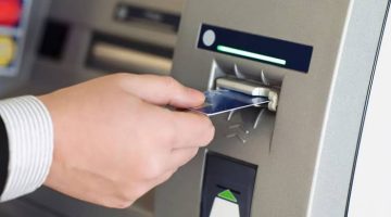 «لو ماكينة ال ATM سحبت الكارت متقلقش» طرق بسيطة لإعادة الفيزا من ماكينات الصراف الآلي