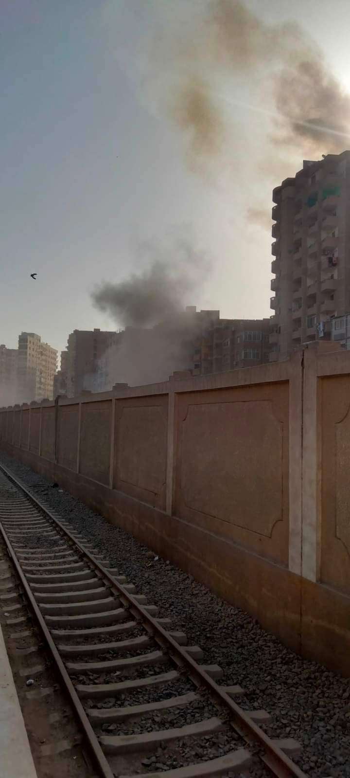 «أقفلوا الغاز بسرعة».. نداء عاجل للأهالي بعد انفجارات محيط محطة مترو المرج الجديدة