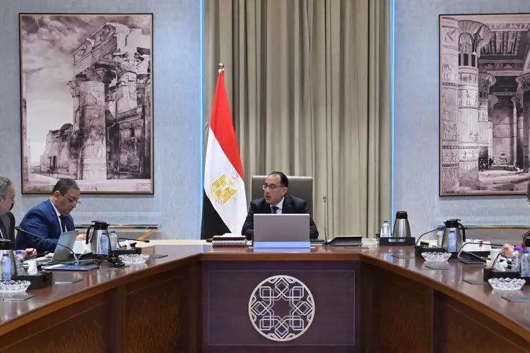 تحذيرات رئيس الوزراء جابت نتيجه """ إنخفاض أسعار السلع """ فى مناطق من القاهره ـــــــــ ولسه باقى محافظات مصر بالكامل